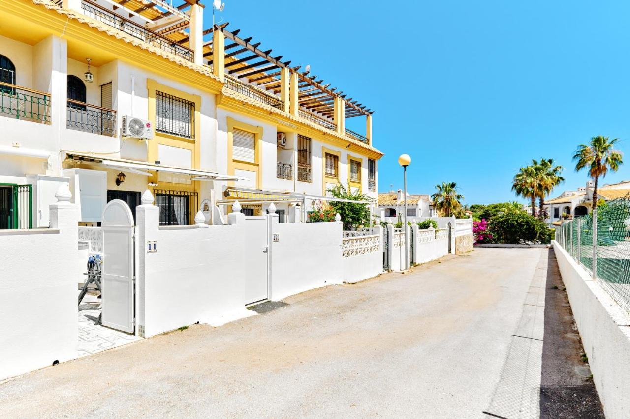 Espanhouse Sonia In La Zenia Playas De オリウエラ エクステリア 写真